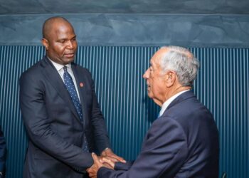 Presidente de Portugal diz que o candidato da Frelimo usou indevidamente a sua imagem