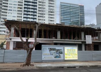 Comissão de Moradores do prédio 794 da Av. Julius Nyerere denuncia danos causados por uma obra da família Guebuza