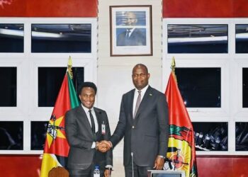 Venâncio Mondlane encontra-se com Daniel Chapo pela segunda vez e anuncia alguns avanços