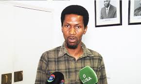 Professores exigem demissão da ministra da Educação e anulação dos exames realizados até agora