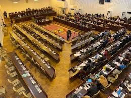 Oposição abandona sessão acusando a Frelimo de intransigência na nova legislação fiscal