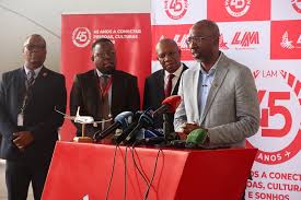 Ministro dos Transportes e os atrasos de voos no passado fim-de-semana