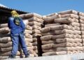 Falta de clínquer e gesso provoca escassez de cimento de construção