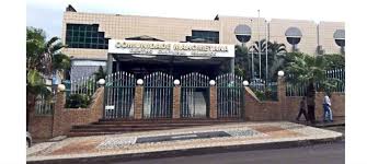 Escola da Comunidade Mahometana acusada de ignorar Decreto do Governo