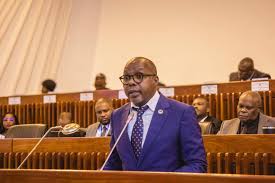 Assembleia da República aprova Lei de Segurança Cibernética para controlar comunicações