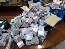 Justiça congelou quatro biliões de meticais em operações suspeitas de lavagem de dinheiro