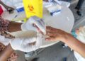 Empresa indiana acusada de vender testes falsos de malária, HIV e sífilis