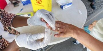 Empresa indiana acusada de vender testes falsos de malária, HIV e sífilis